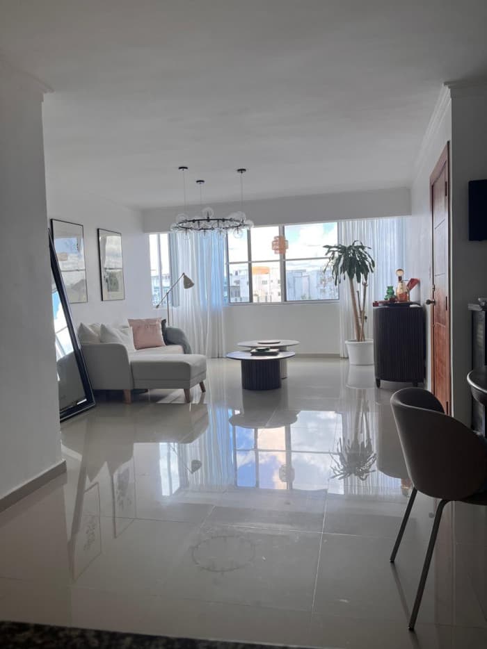 Venta de apartamento en la Jacobo Majlúta con terraza  - foto 1