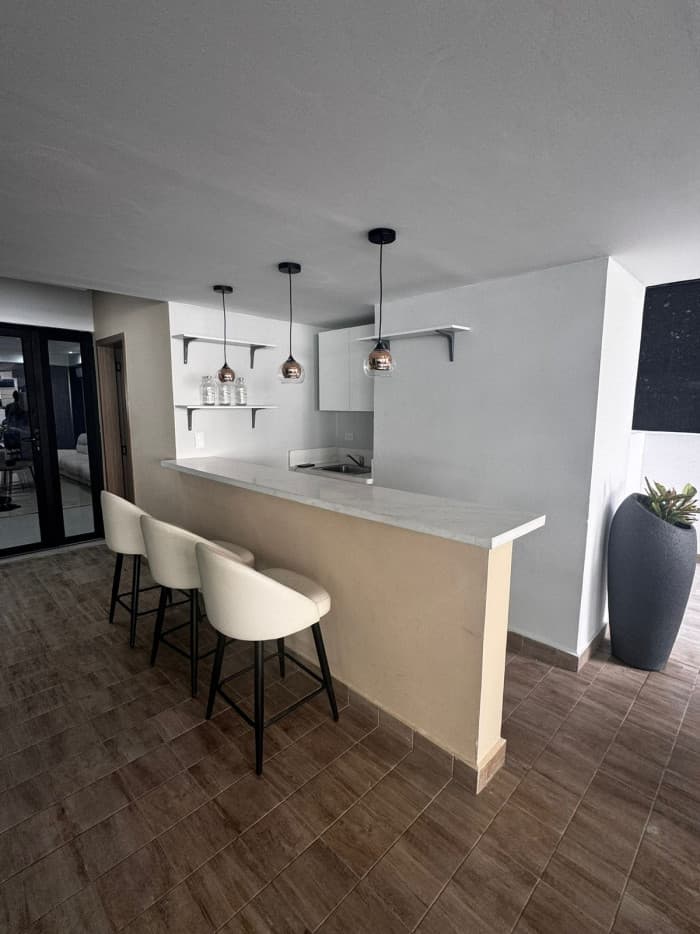 Apartamento nuevo en venta en Evaristo Morales - foto 1
