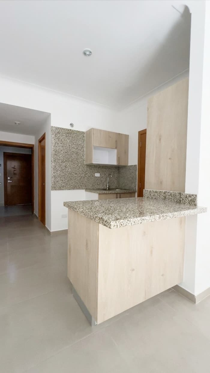 Apartamento nuevo en venta en Evaristo Morales - foto 1