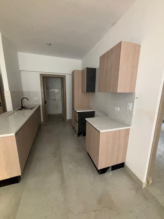 Venta apartamento en exclusivo sector Evaristo Morales - foto 1
