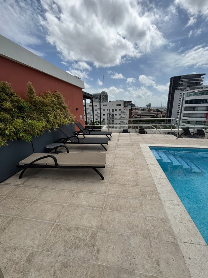Apartamento en venta en la zona de Bella Vista - foto 1