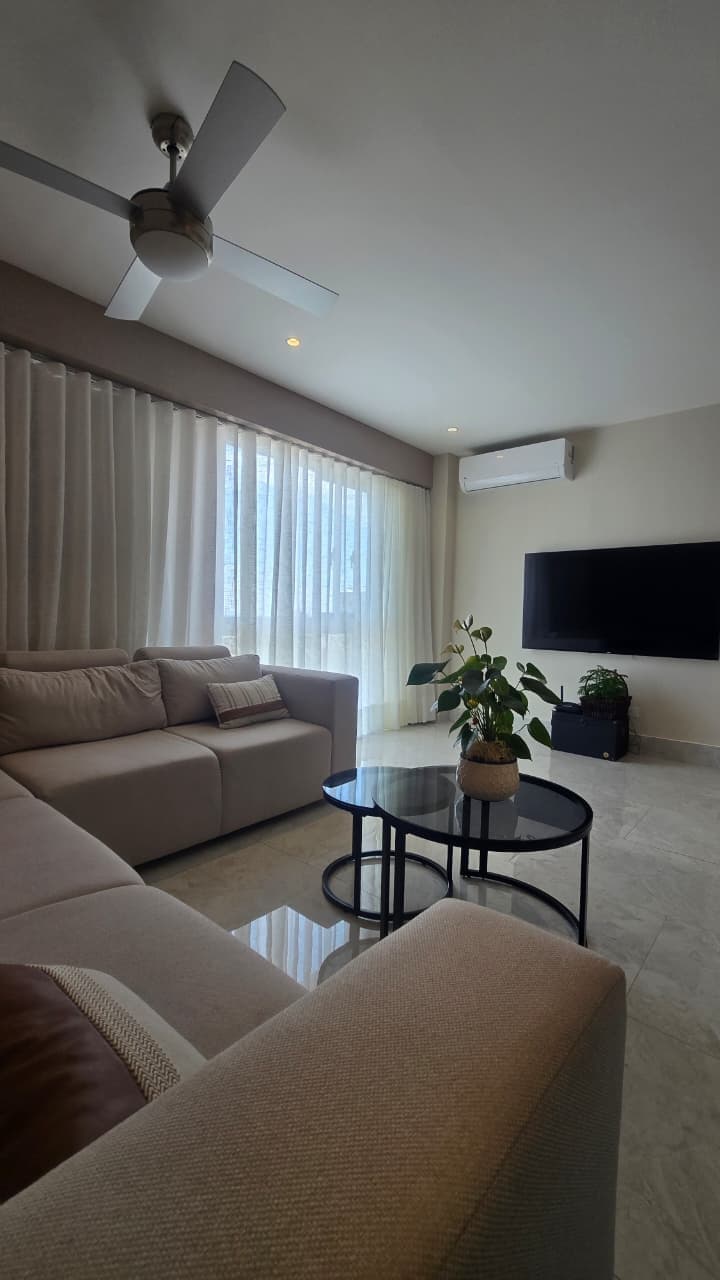 Apartamento en Venta o Renta, en Gazcue, Santo Domingo - foto 1