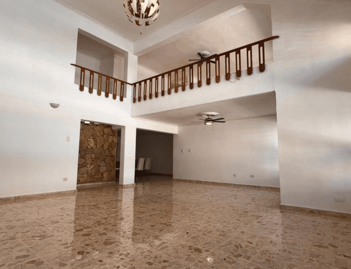 Alquiler de Penthouse clásico Ensanche Paraiso - foto 1