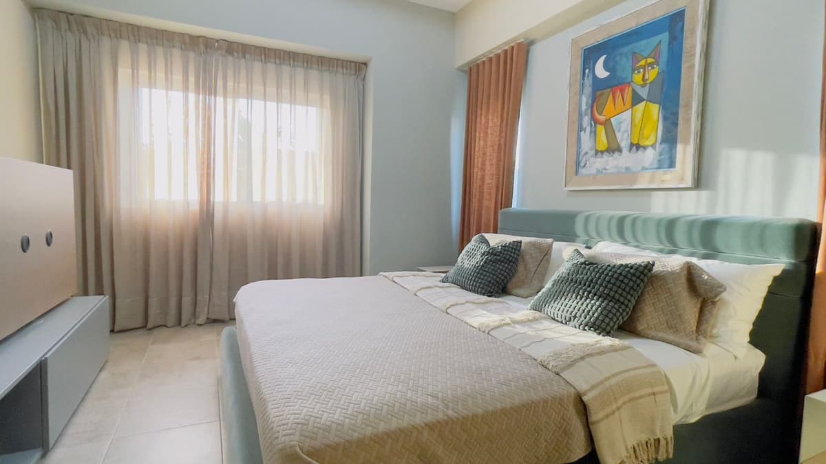 Venta de apartamento en torre exclusiva en El Vergel - foto 1