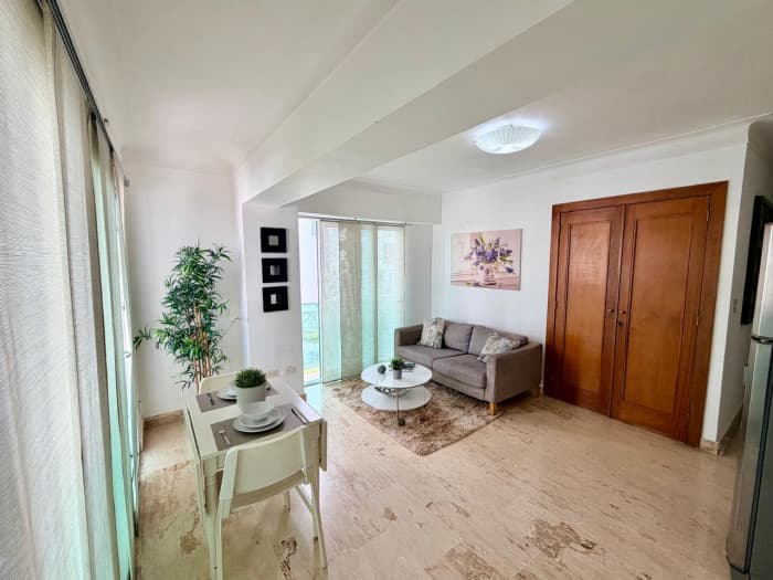 Venta de Apartamento amueblado en Naco, Santo Domingo - foto 1
