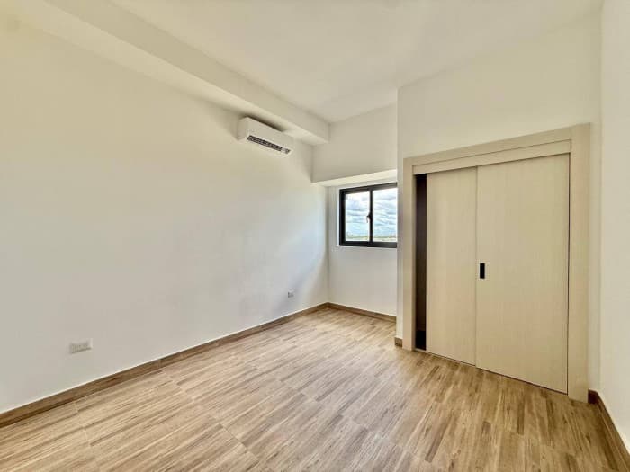 Apartamento de 1 Habitación con Vista al Mar en venta - foto 1