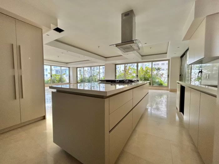 Lujoso apartamento en venta en torre eco-verde en Naco - foto 1