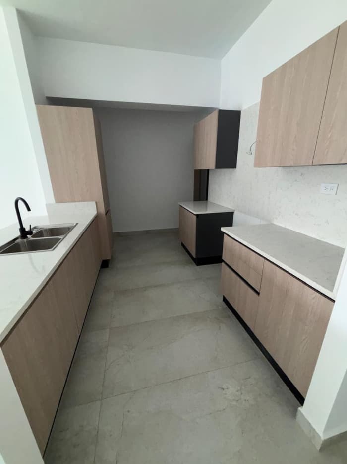 Renta de apartamento 3 habitaciones en Evaristo Morales - foto 1