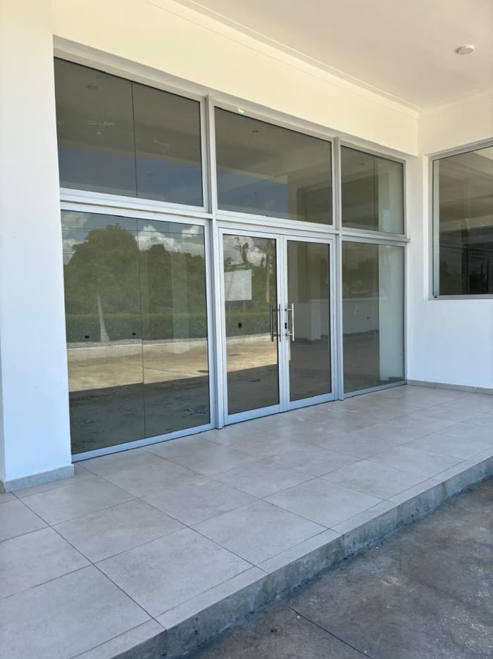 Oportunidad en Juan Dolio: Venta de local Comercial - foto 1