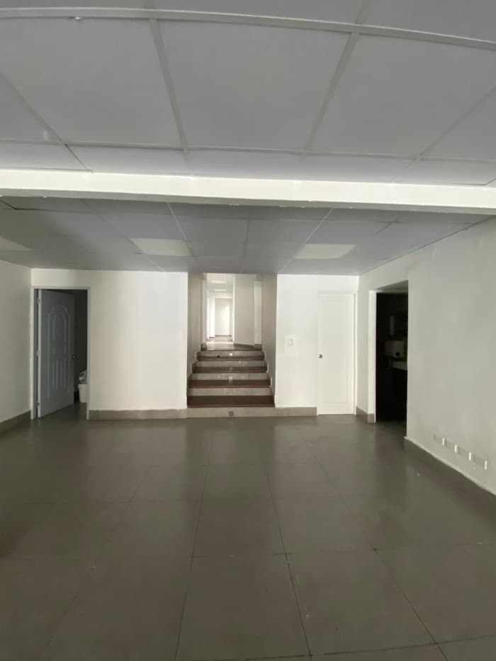 Local Comercial en Renta Av 27 de febrero Santo Domingo - foto 1