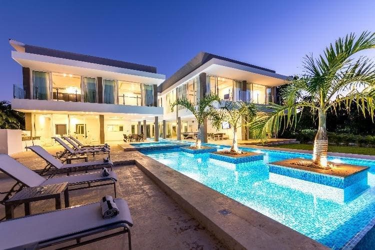 En Venta Villa Amueblada en Punta Cana - foto 1