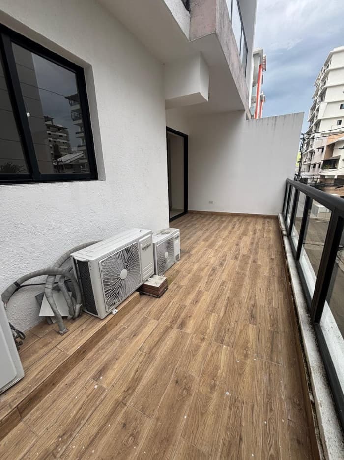 Apartamento en Venta en Evaristo Morales Santo Domingo - foto 4