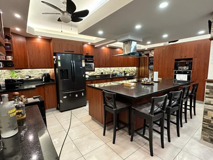 Casa de 2 niveles en Venta en Cuesta Hermosa III - foto 2