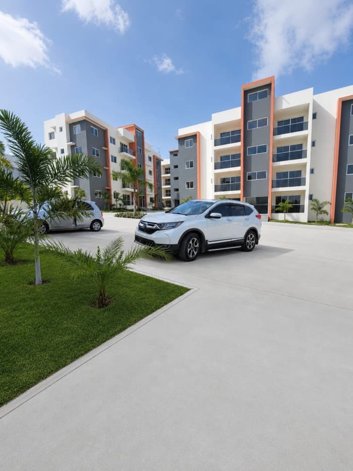 Apartamento en venta con piscina en la Jacobo Majluta - foto 3