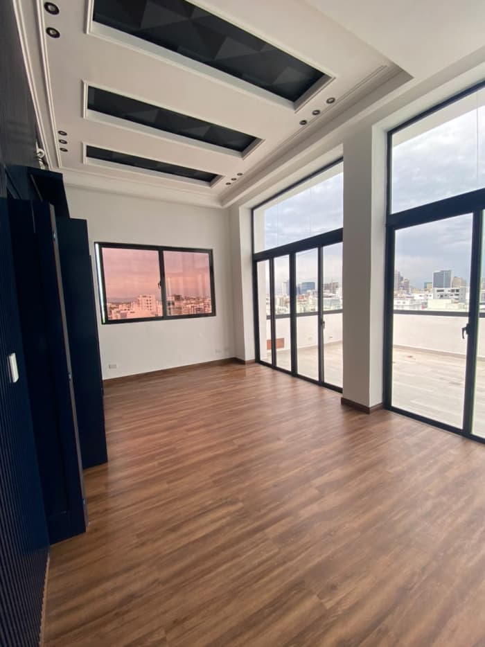 Venta de Penthouse en Evaristo Morales, Santo Domingo - foto 2