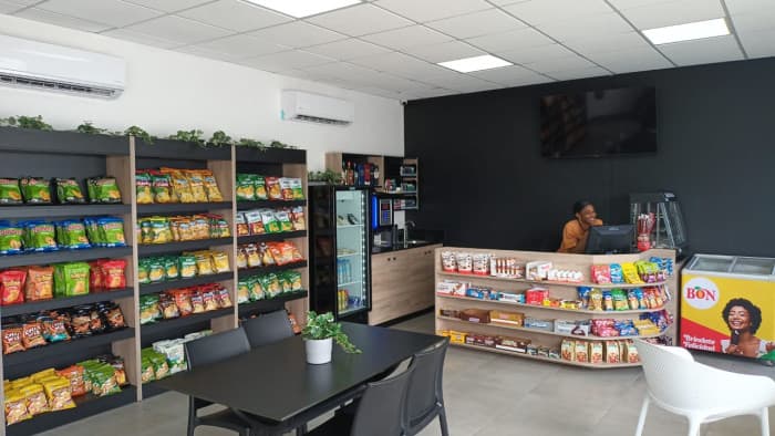 Local comercial en alquiler, en Higüey  - foto 4