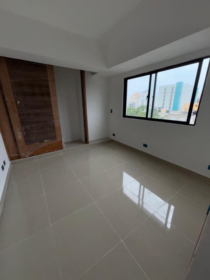 Venta de apartamento nuevo en Bella Vista - foto 2
