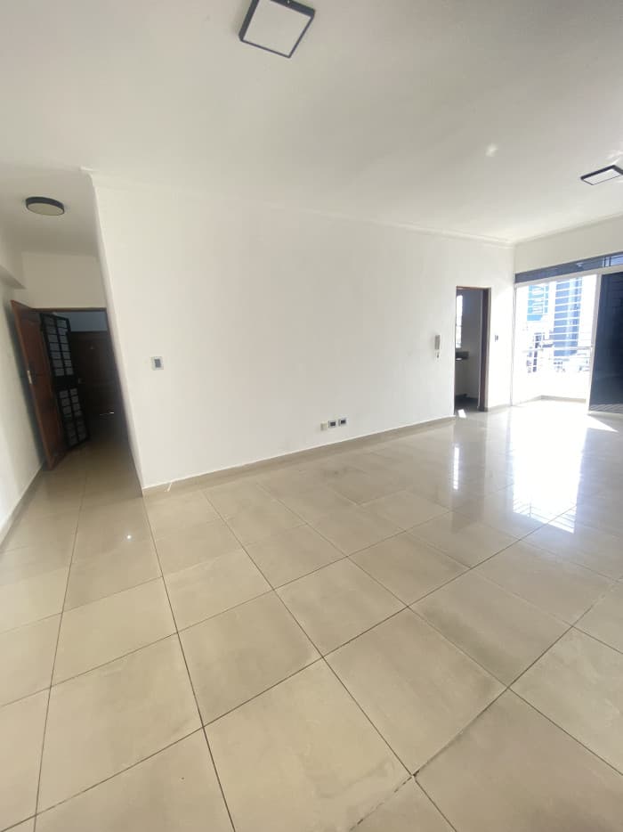 Apartamento en Venta, 3 habitaciones  Evaristo Morales. - foto 2