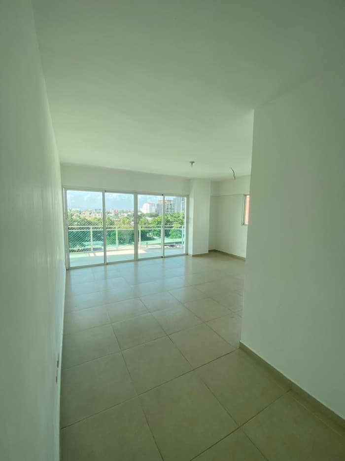 Apartamento en renta de 3 hab en Evaristo Morales - foto 4