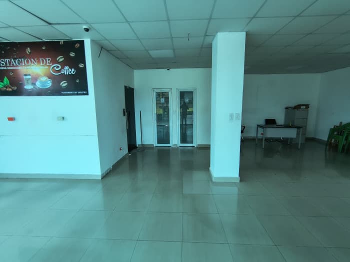 Local comercial y Car Wash en alquiler en Barahona - foto 4