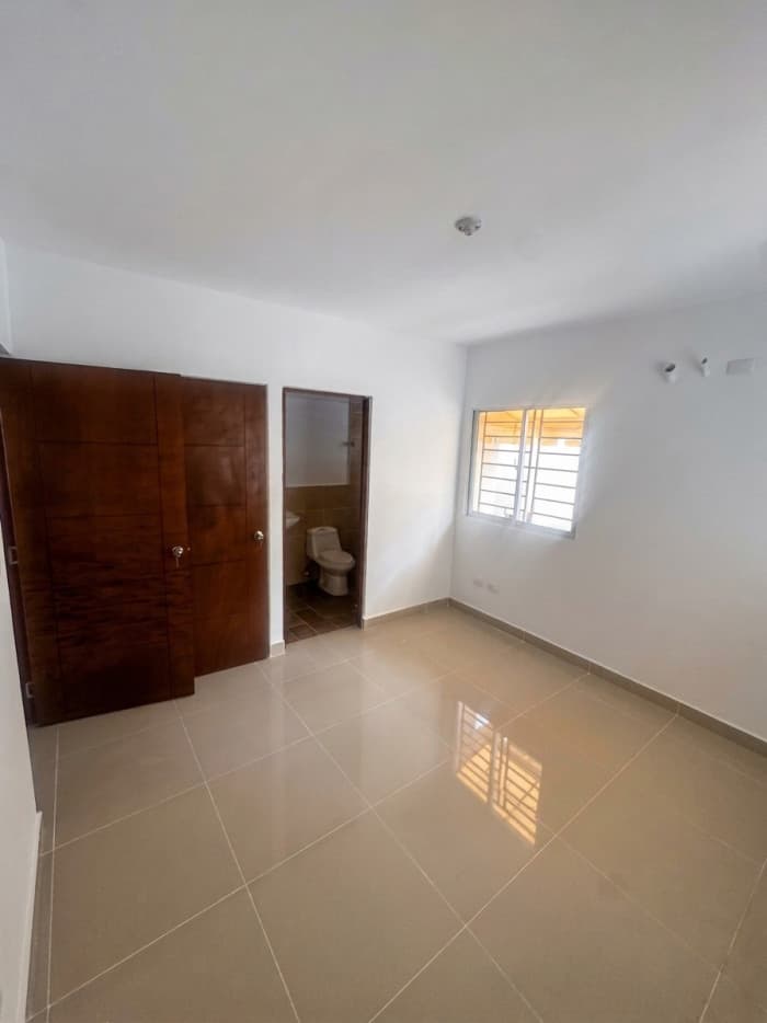 Renta Apartamento Altos de Arroyo Hondo Santo Domingo - foto 2