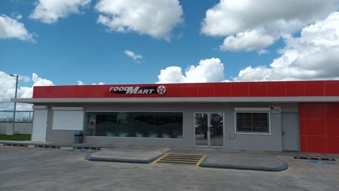 Local comercial en alquiler, en Higüey  - foto 2