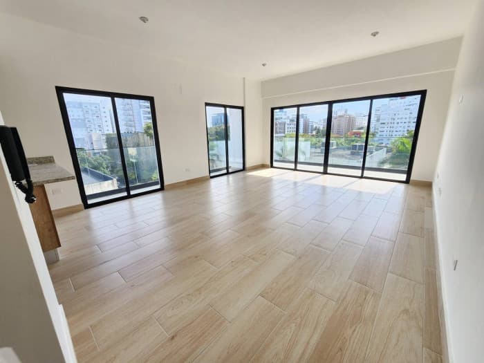 Apartamento en venta en Naco 5 nivel, 3 habitaciones  - foto 2