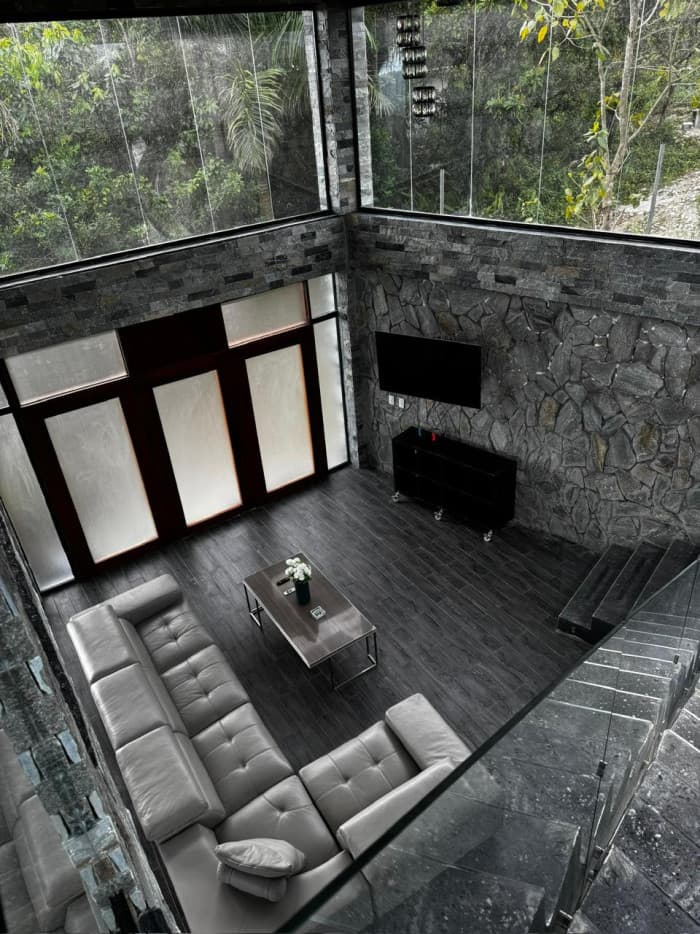 Venta de Expectacular Villa, La Colonia San Cristobal - foto 4