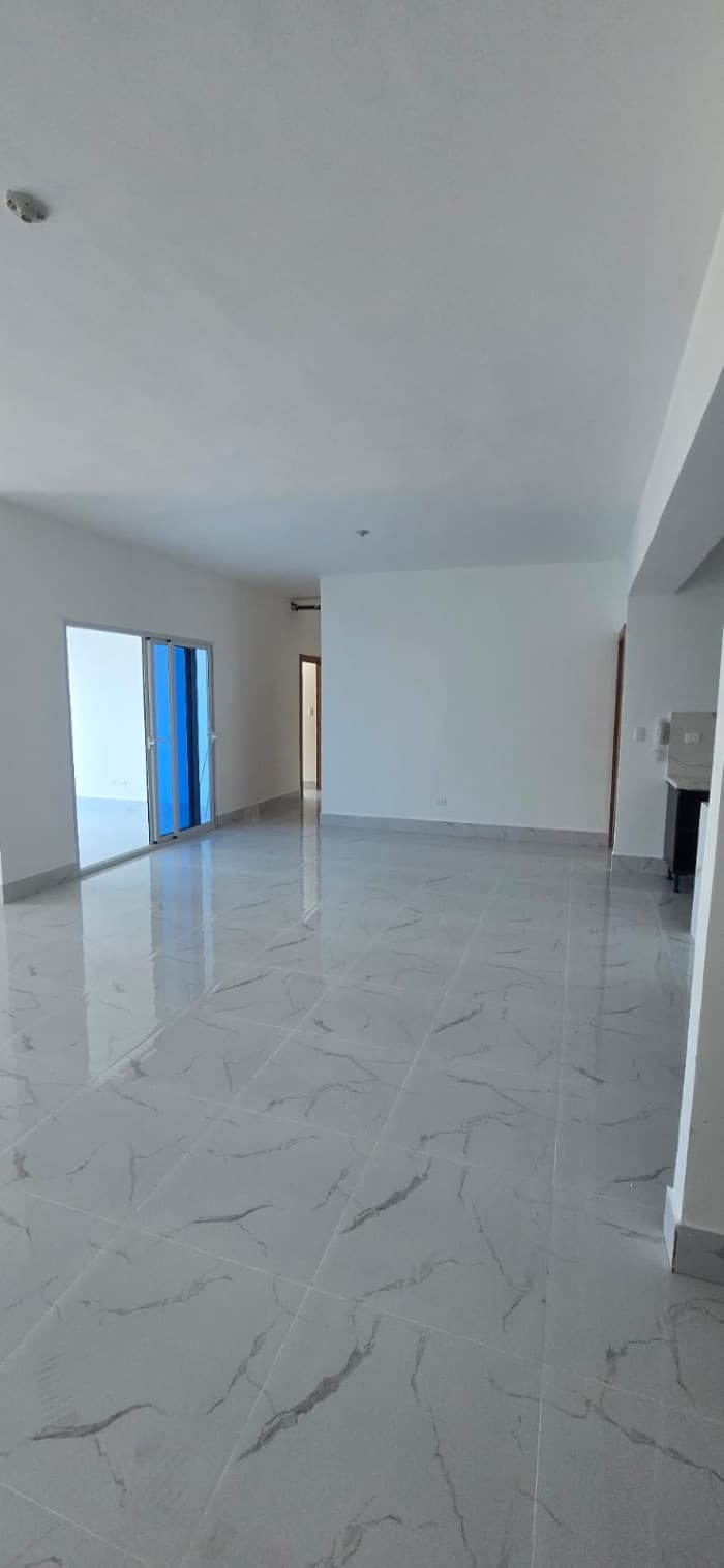 En Venta Apartamento en Bella Vista, Santo Domingo - foto 3