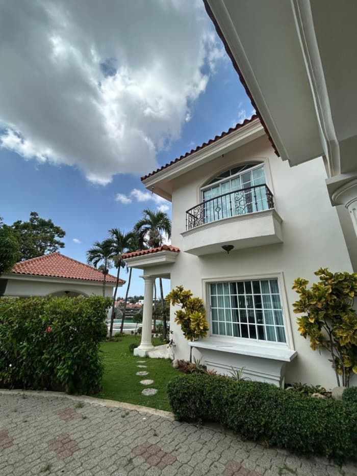 Casa en Venta  en  Altos de Arroyo Hondo III - foto 2
