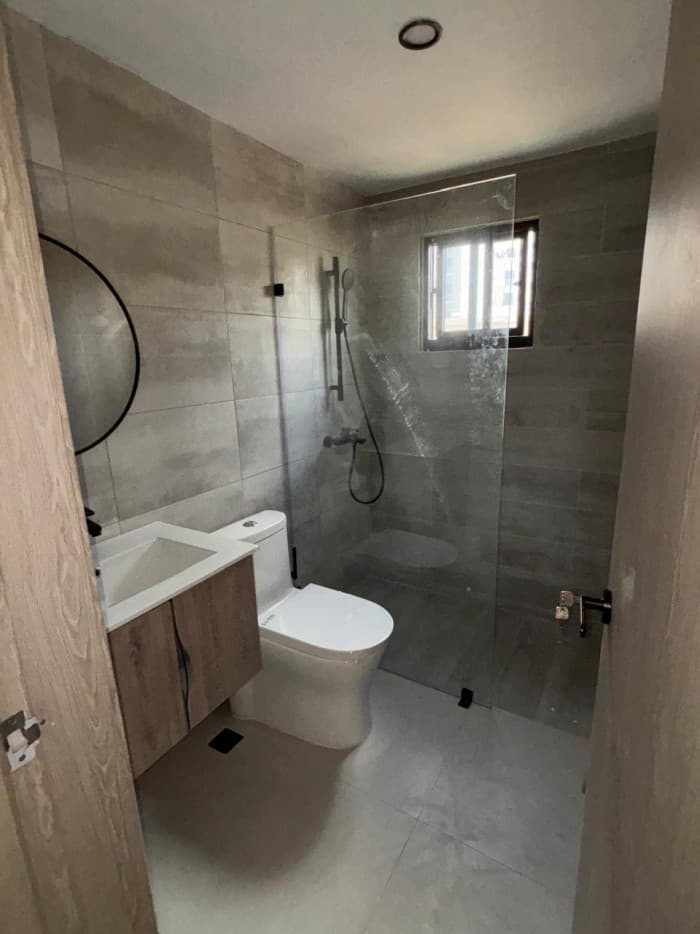 Venta de Moderno Apartamento en Evaristo Morales - foto 4