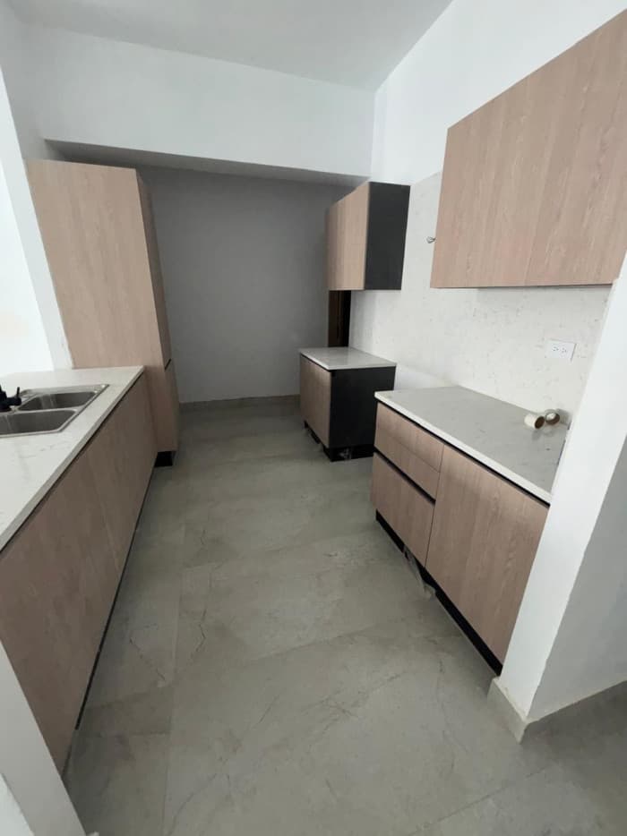 Venta de apartamento en torre en Evaristo Morales - foto 3