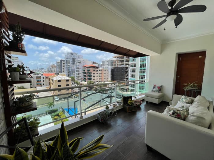 Apartamento Amueblado en Renta, en Evaristo Morales - foto 2