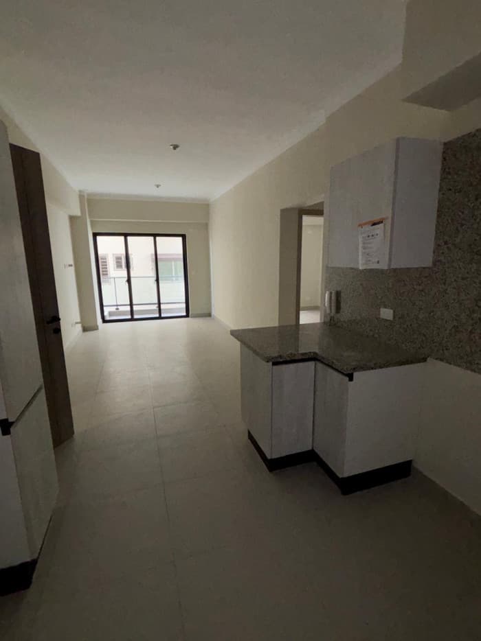 Venta de Moderno Apartamento en Evaristo Morales - foto 2