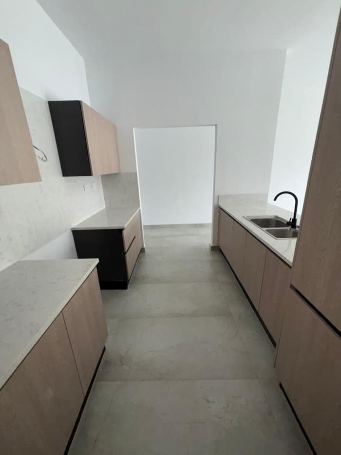 Renta de apartamento 3 habitaciones en Evaristo Morales - foto 2