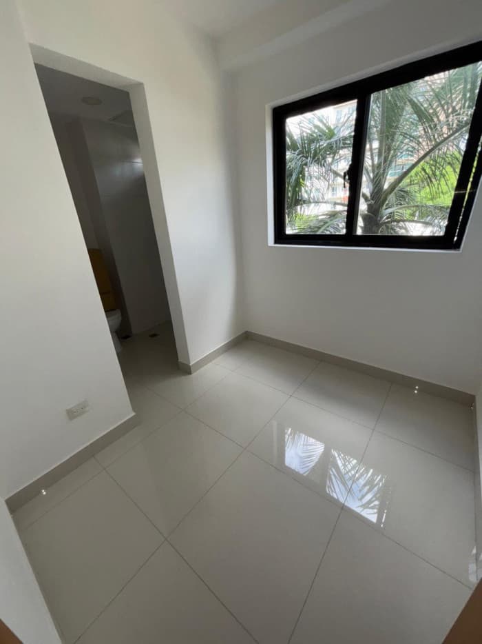 Apartamento en venta en exclusiva zona de Bella Vista - foto 3