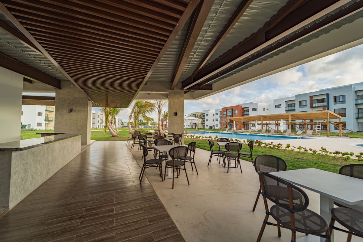 Apartamento en Venta en Bavaro Con Terraza Privada - foto 2
