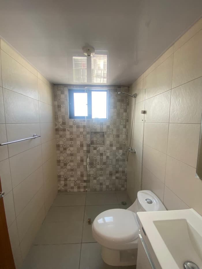 Renta y Venta de Apartamento en Evaristo Morales - foto 4