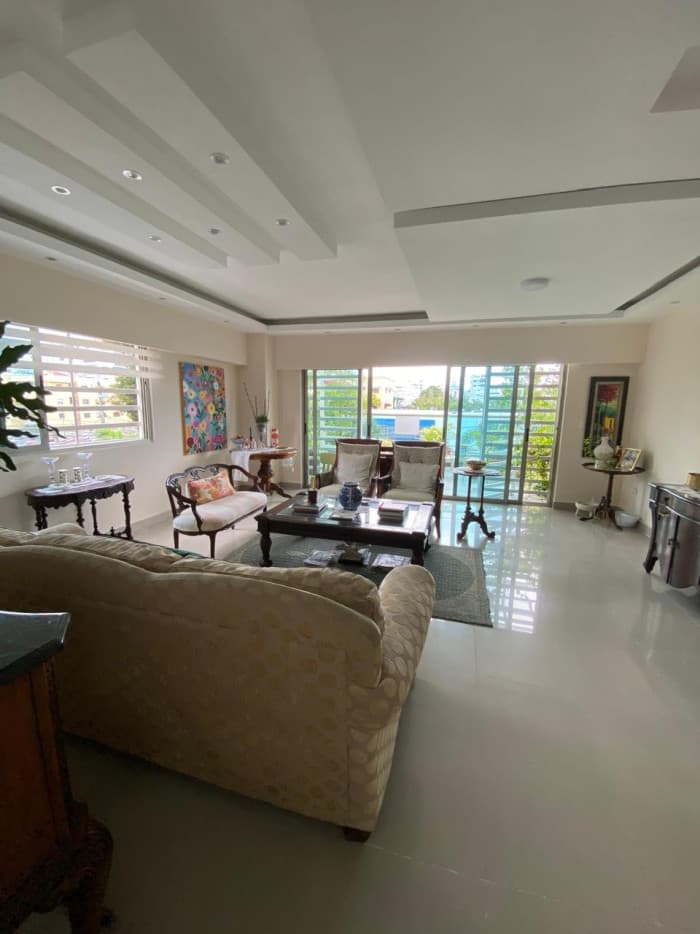 En Venta Apartamento en Evaristo Morales  - foto 3
