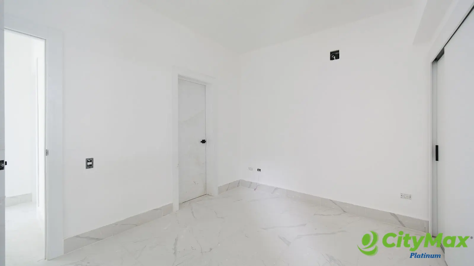 Apartamentos en venta en torre moderna en Evaristo Morales - foto 10