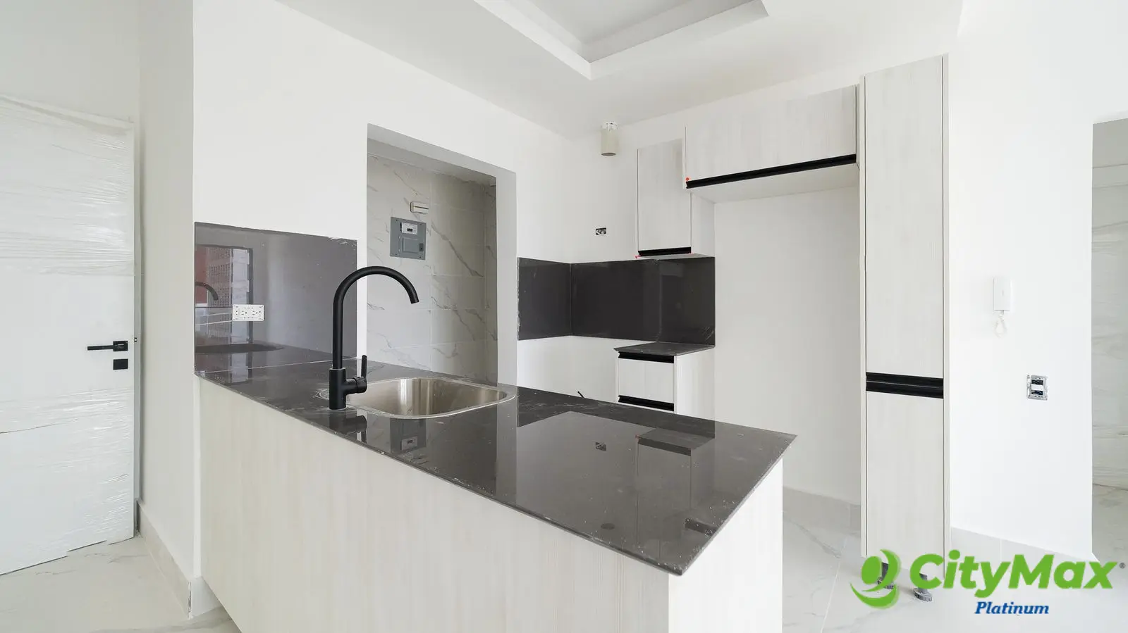 Apartamentos en venta en torre moderna en Evaristo Morales - foto 13