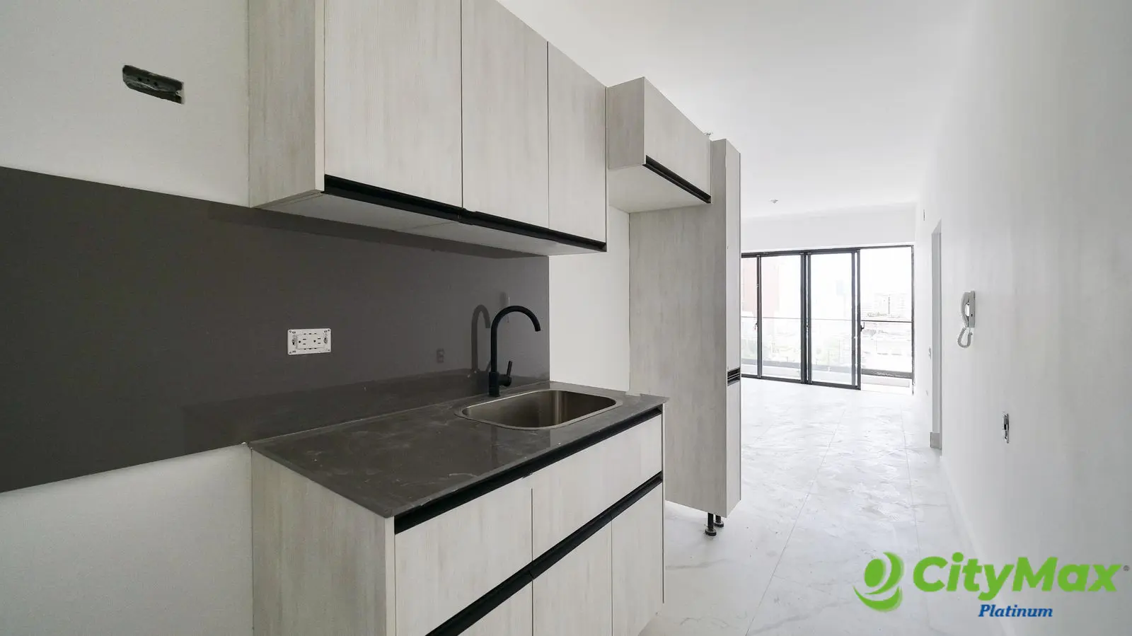 Apartamentos en venta en torre moderna en Evaristo Morales - foto 16