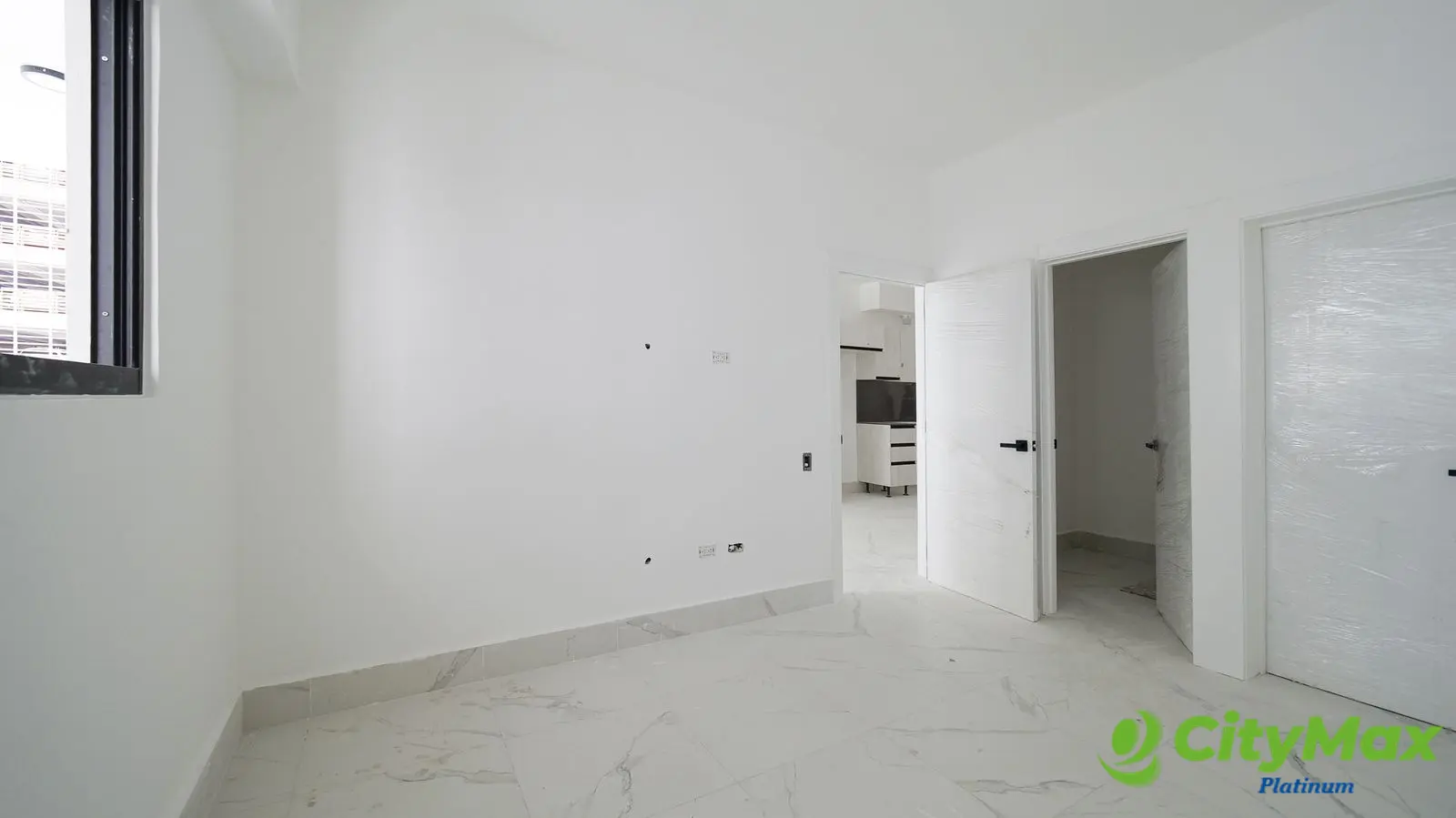Apartamentos en venta en torre moderna en Evaristo Morales - foto 5