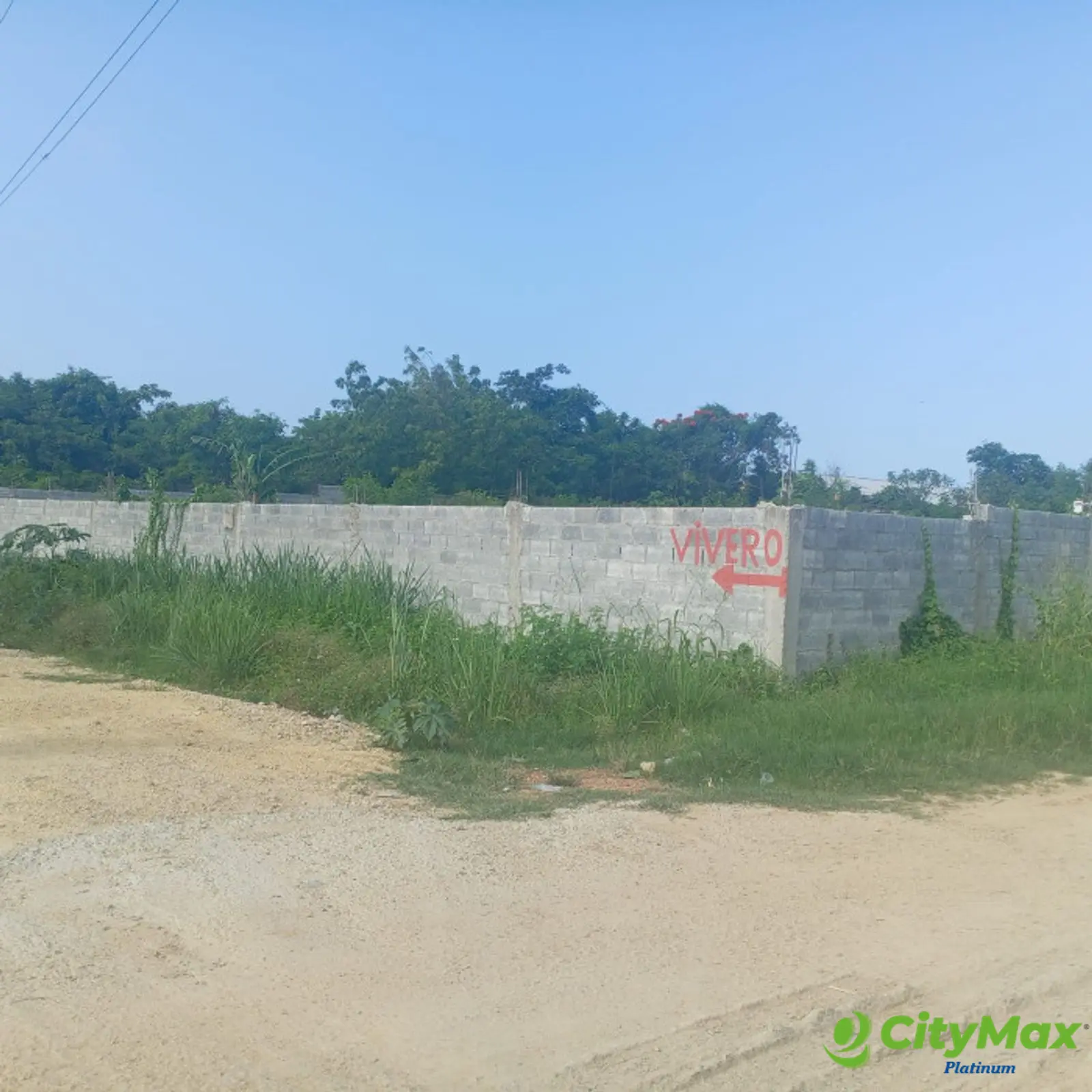 Solar Comercial en Venta – Autopista Las Américas  - foto 1