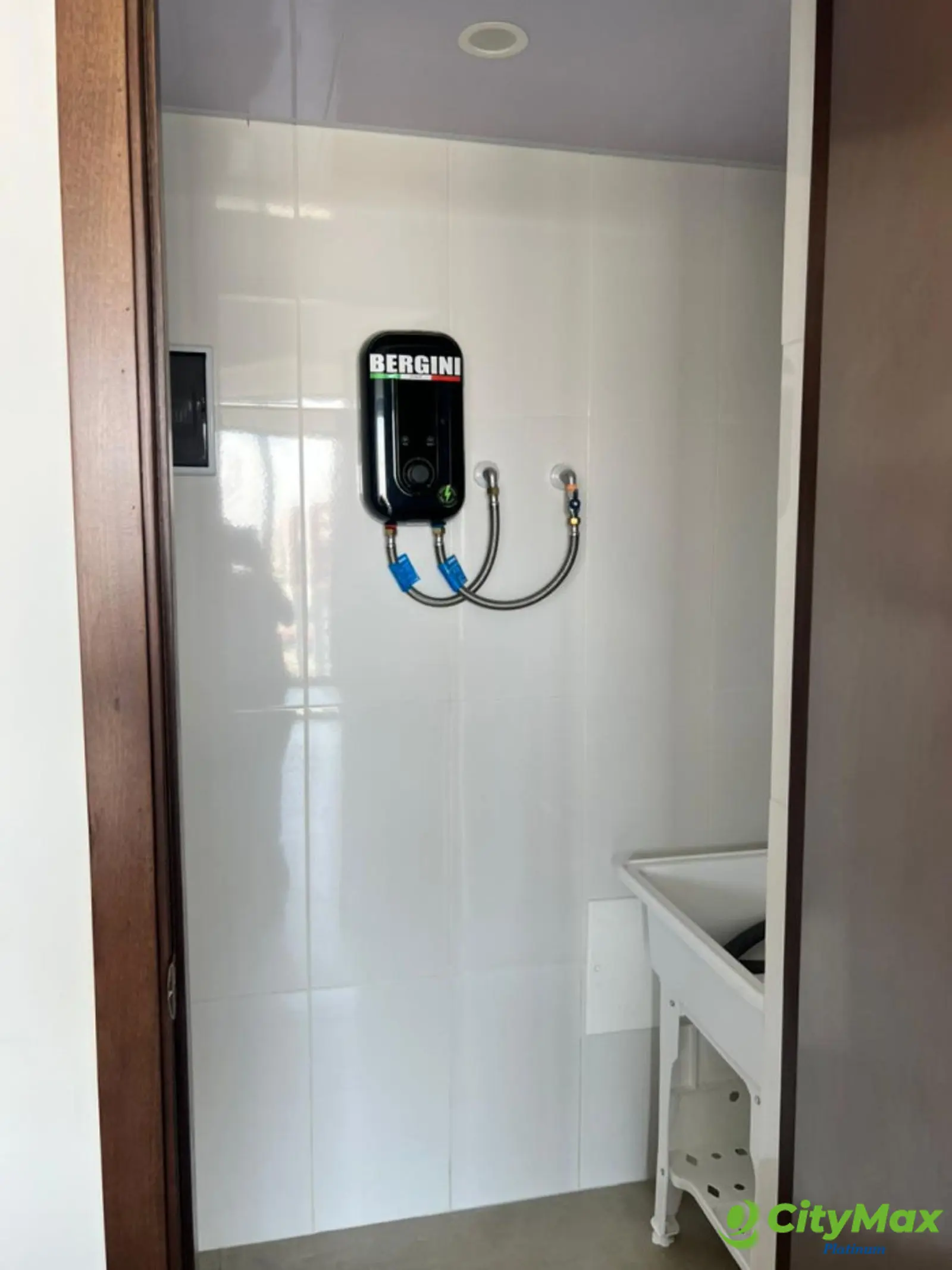 En venta de acogedor apartamento en Evaristo Morales - foto 12