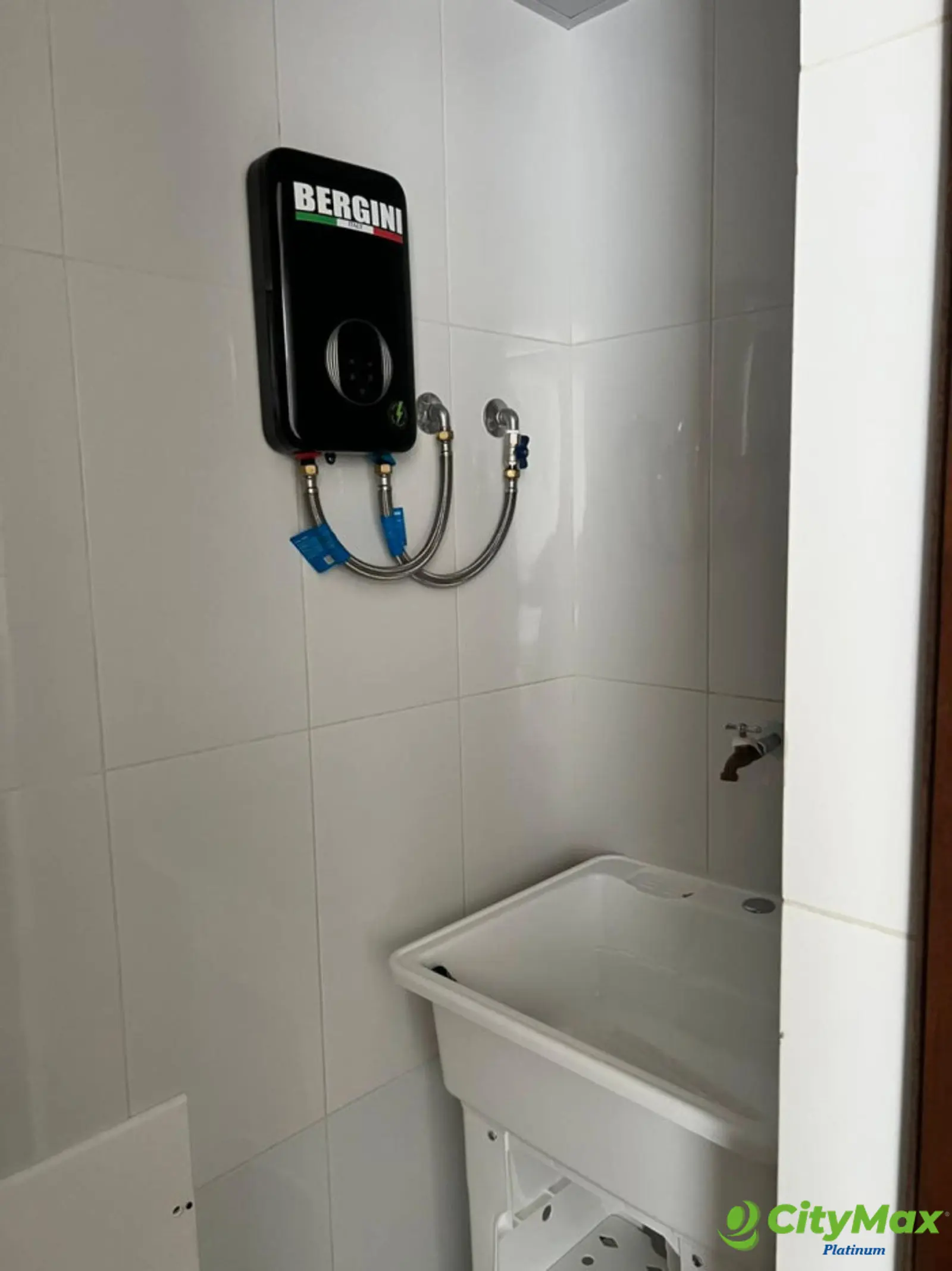 Venta de apartamento en Evaristo Morales Santo Domingo - foto 11