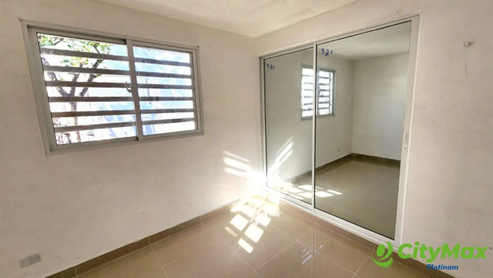 Renta de Casa Residencial o empresa en Av Independencia - foto 8