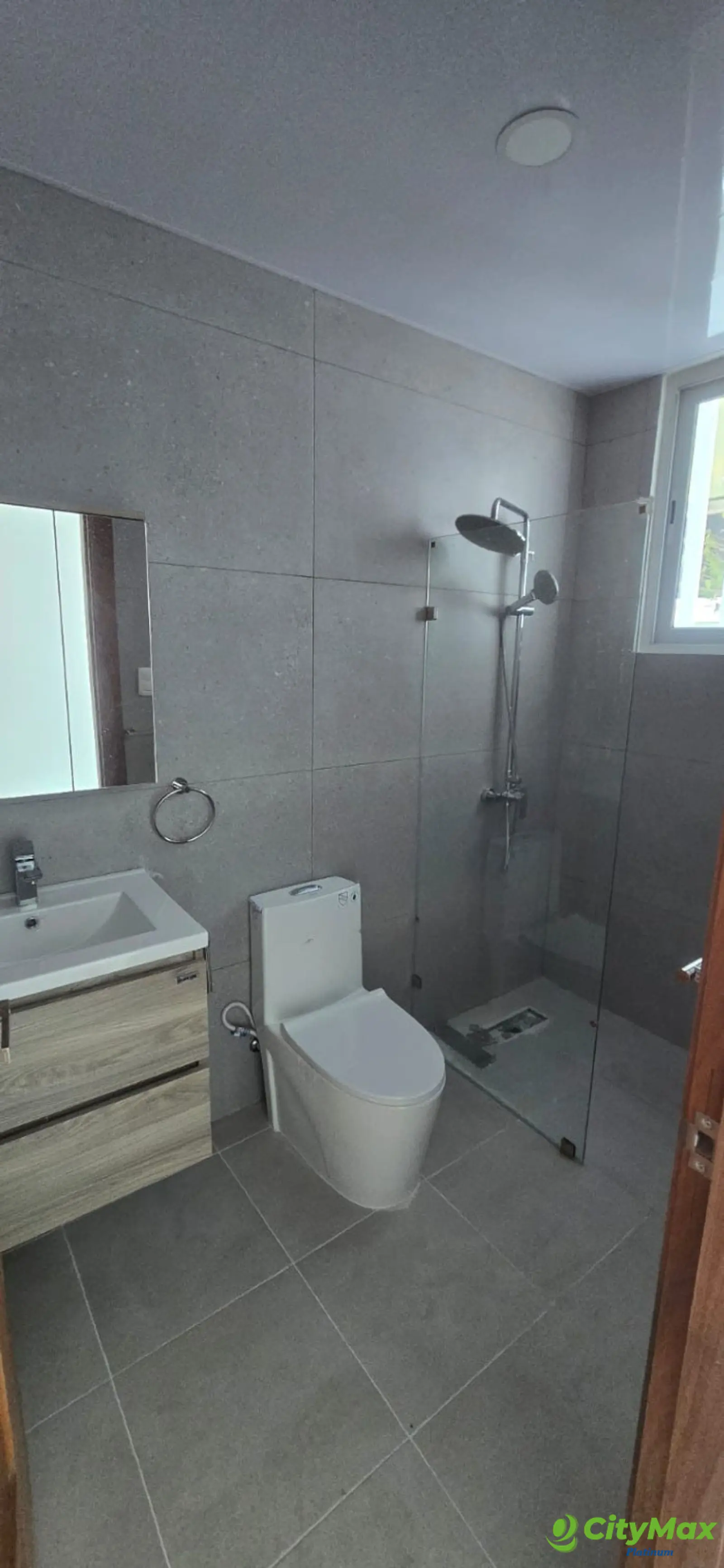 En Venta Apartamento en Bella Vista, Santo Domingo - foto 9