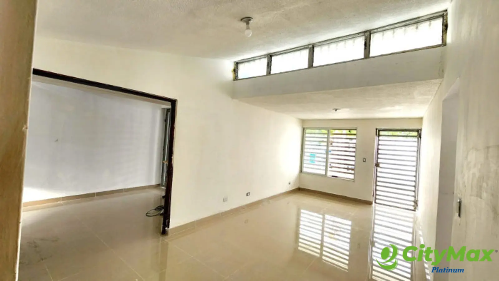 Renta de Casa Residencial o empresa en Av Independencia - foto 4