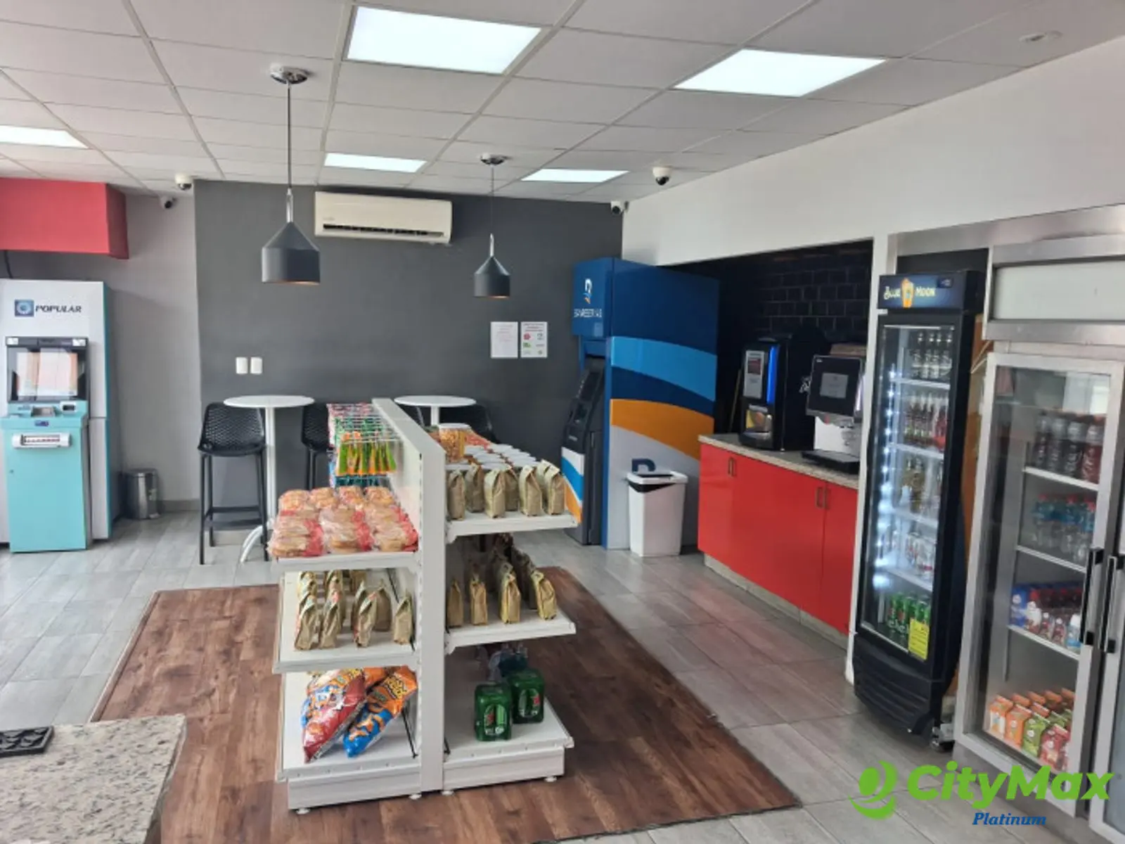 Car Wash y Food Shop en Alquiler en Baní - foto 3